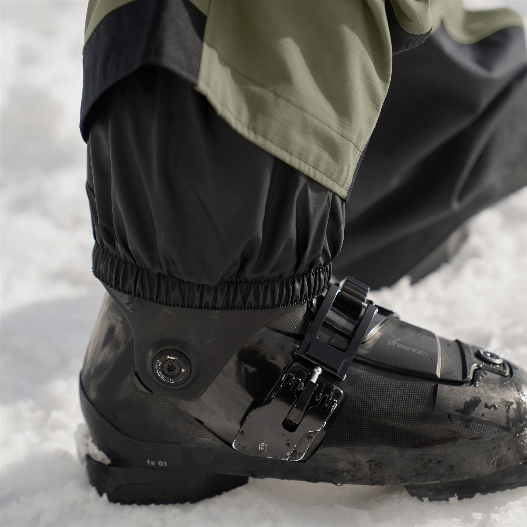 Armada Emmons 3L Mens Bib Pants Olive/Black - Image 5